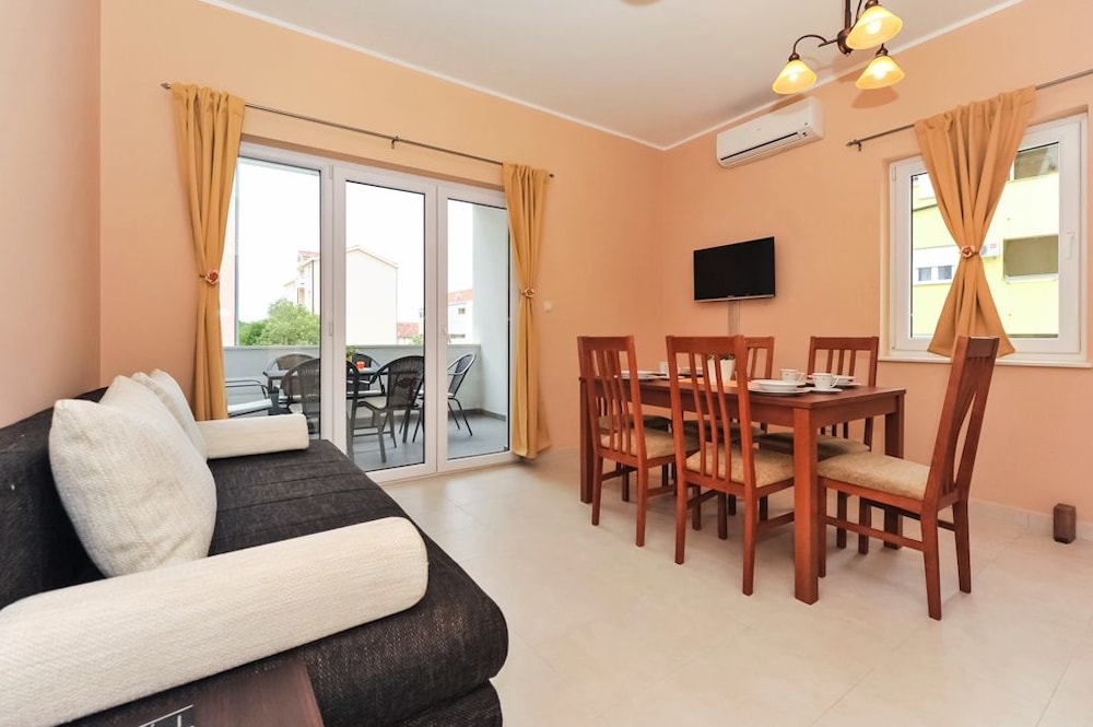 Apartments Kruno