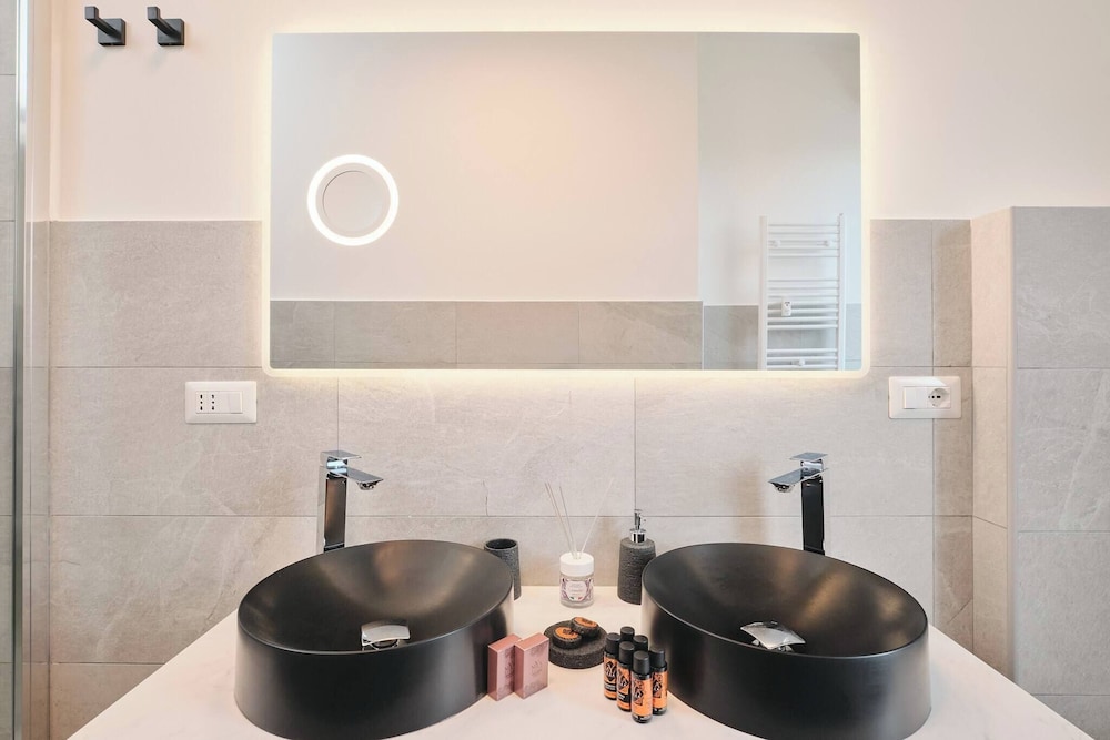 Colosseo-san Giovanni, New Apartment Wi-fi & A-C