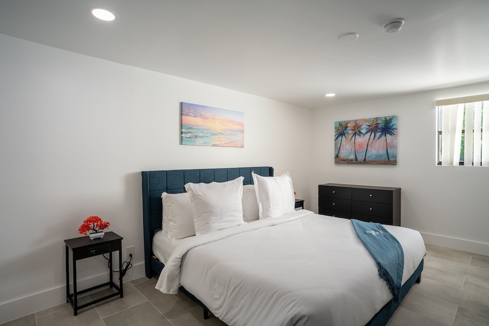 Spacious 3BR Home 2 Baths Amazing Pool Area