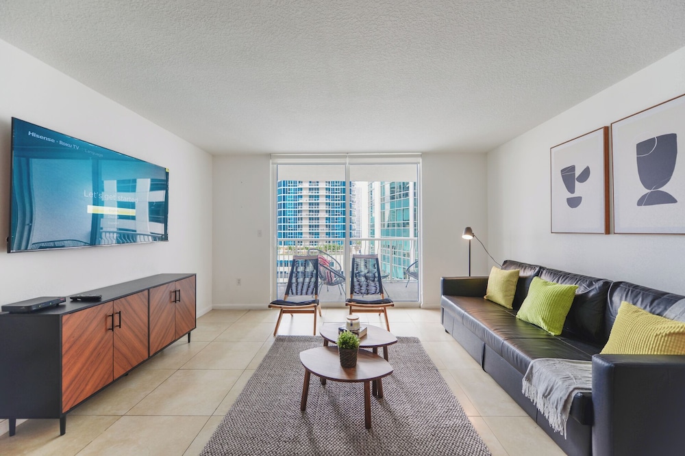 Chic Brickell Condos – Prime Location