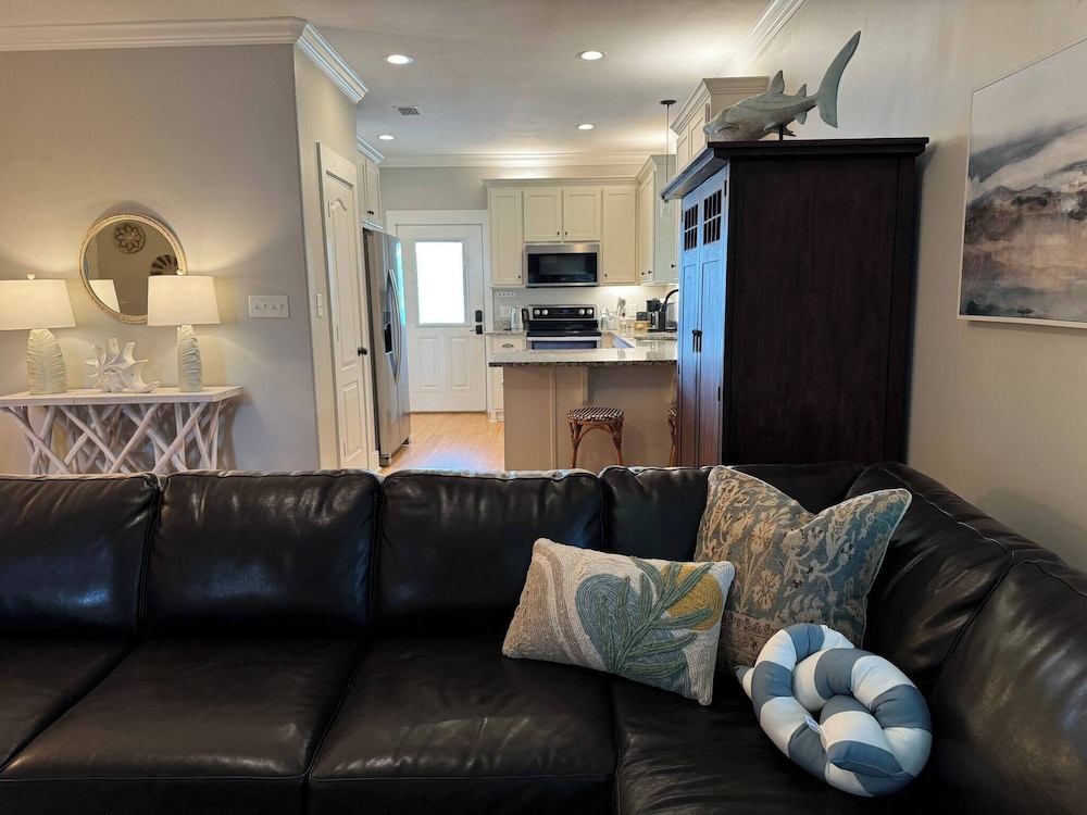 4005 Rookery 3 Sea Story With 2 Pools Beach Access and Lots of Beach Amenities