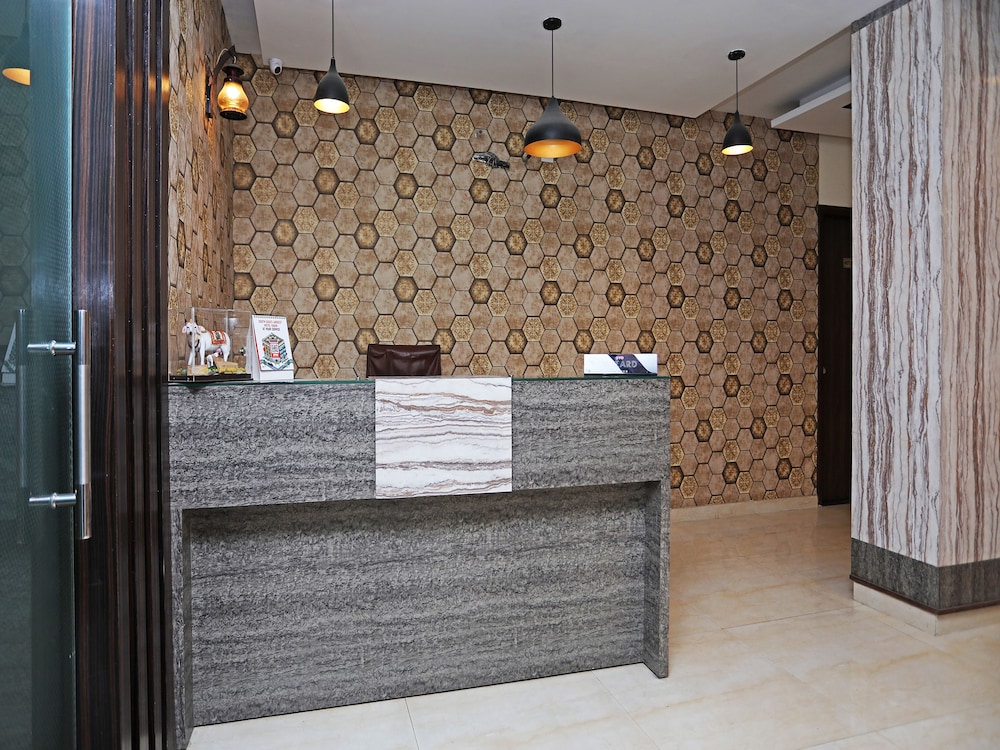OYO 28017 Hotel Olive