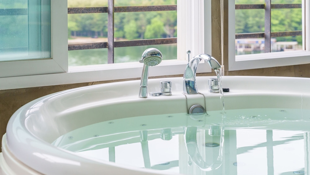 Gapyeong Nami Island Pet-friendly Spa Pe