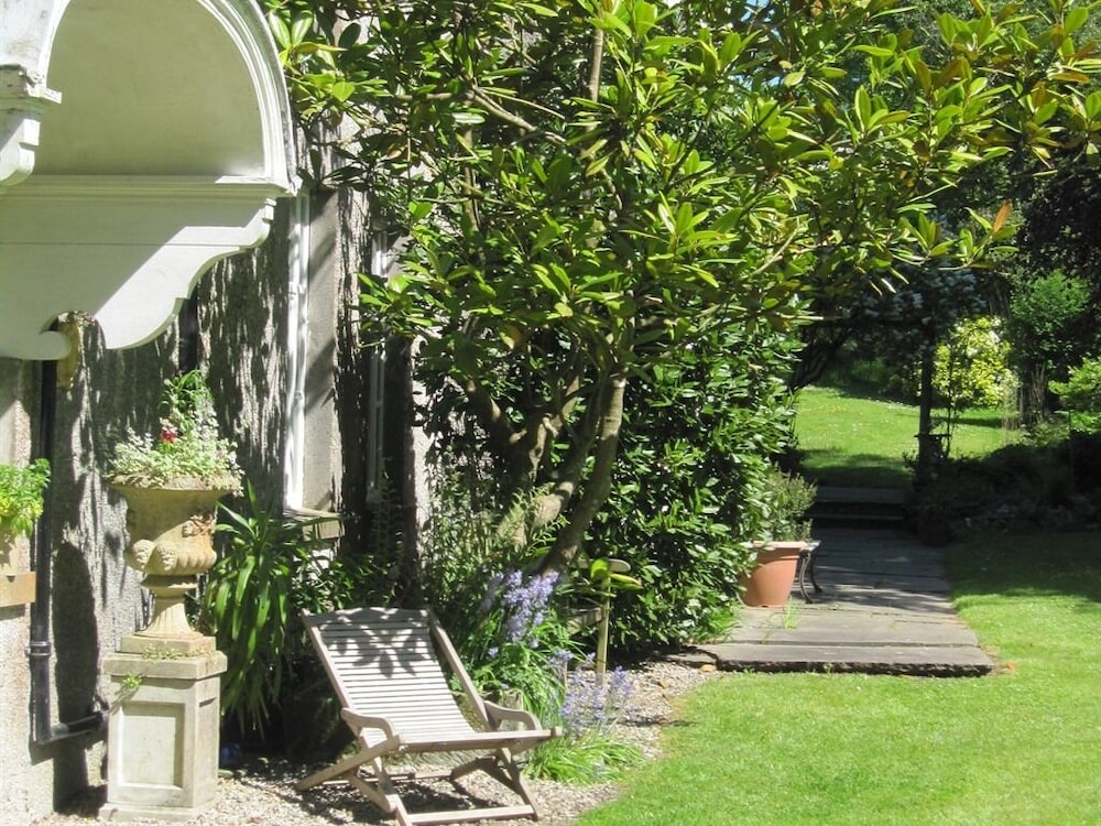 Glynhir Mansion