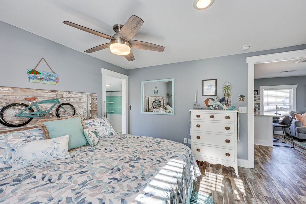 Ocean-view 'sea Gem' Bungalow: Steps to Beach! view 2