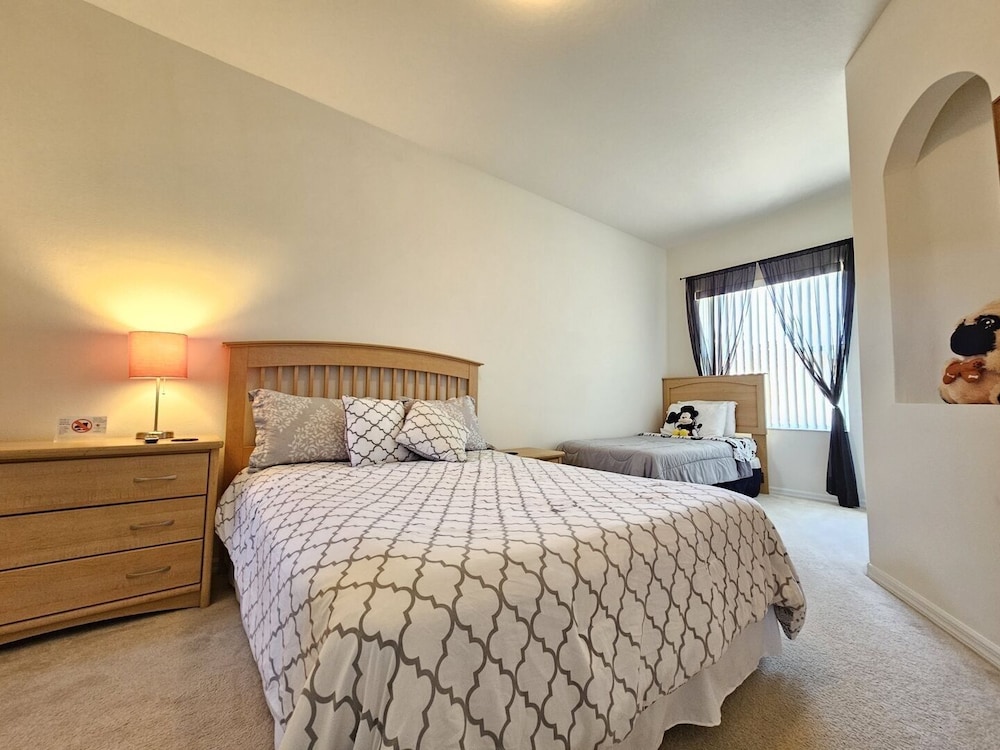 Th211bd Tuscan Hills 4 Bed 4 Bedroom Home