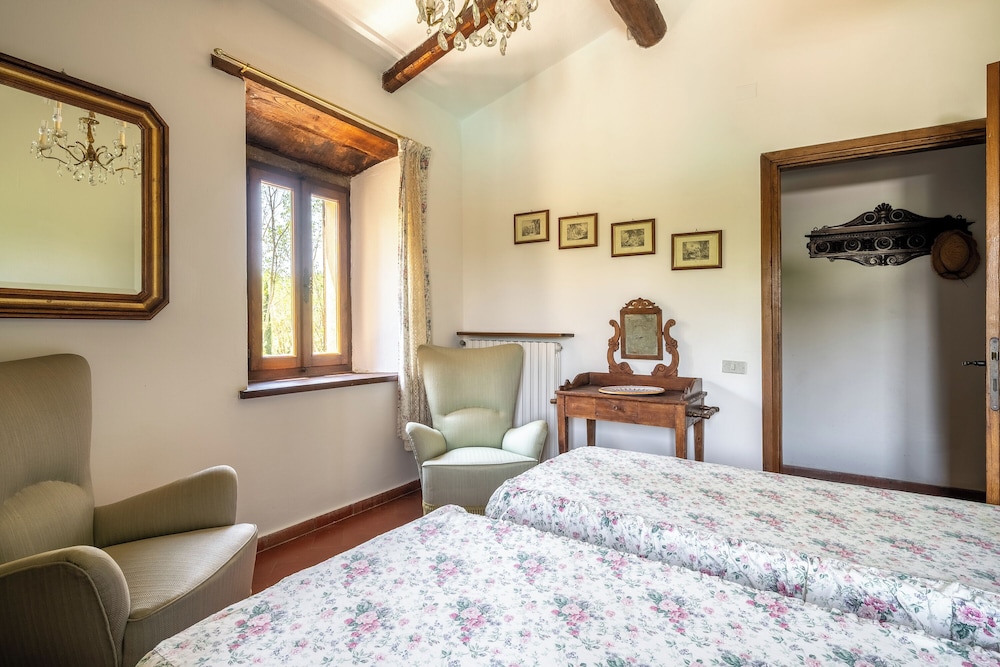 Casa La Cedrina Pool Lornano