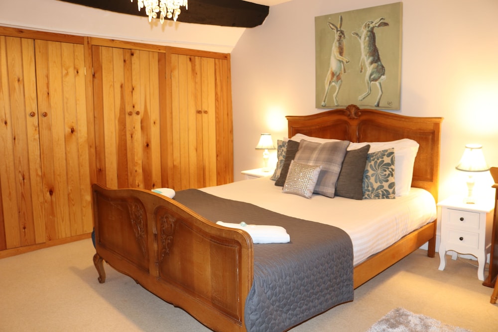 Gratton Grange Farm B&B view 2