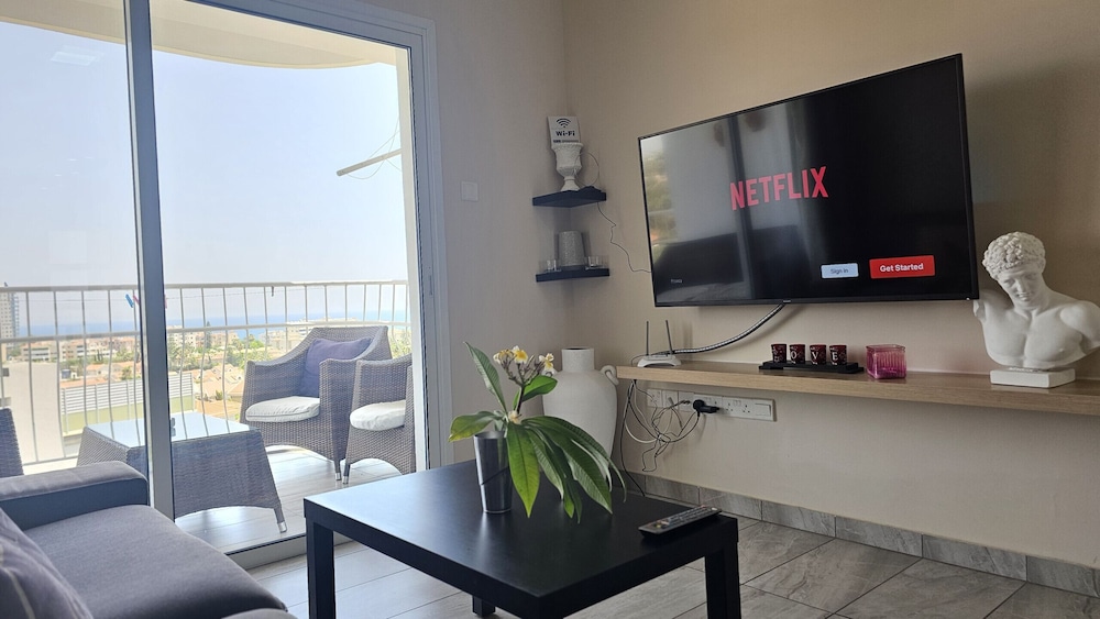 152 LIM - Stay Perfect View Apartment