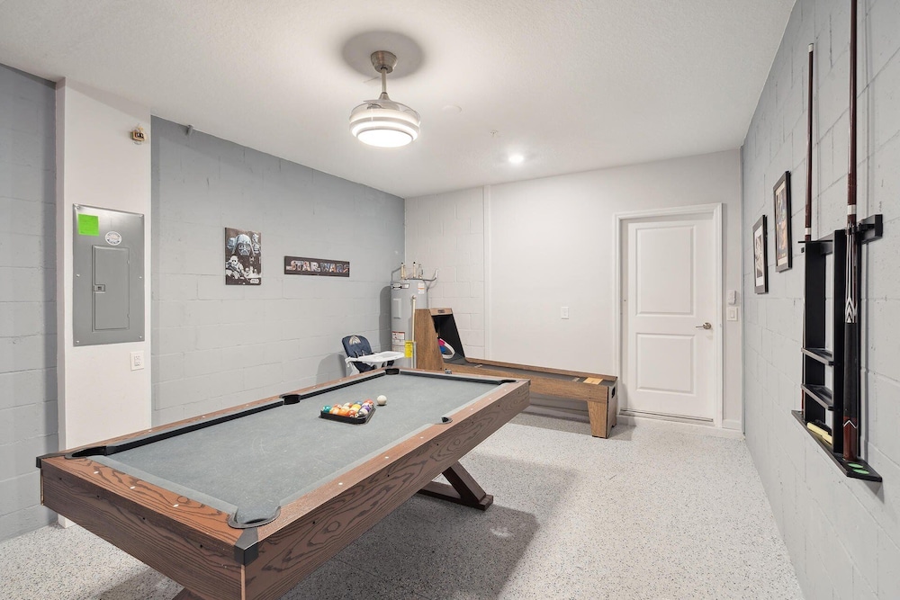 977 Splash Shot Place #1