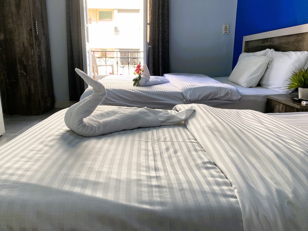 The Australian Hostel