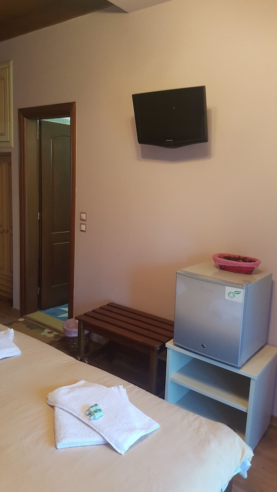 Kastania Guesthouse photo 4