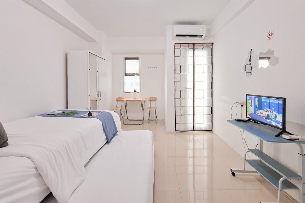Simple Studio Apartment At Urbantown Serpong