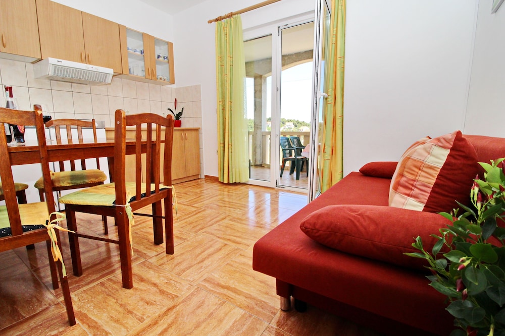 Apartments Veselka