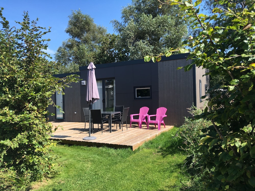 Strand 49 Camping & Glamping view 4