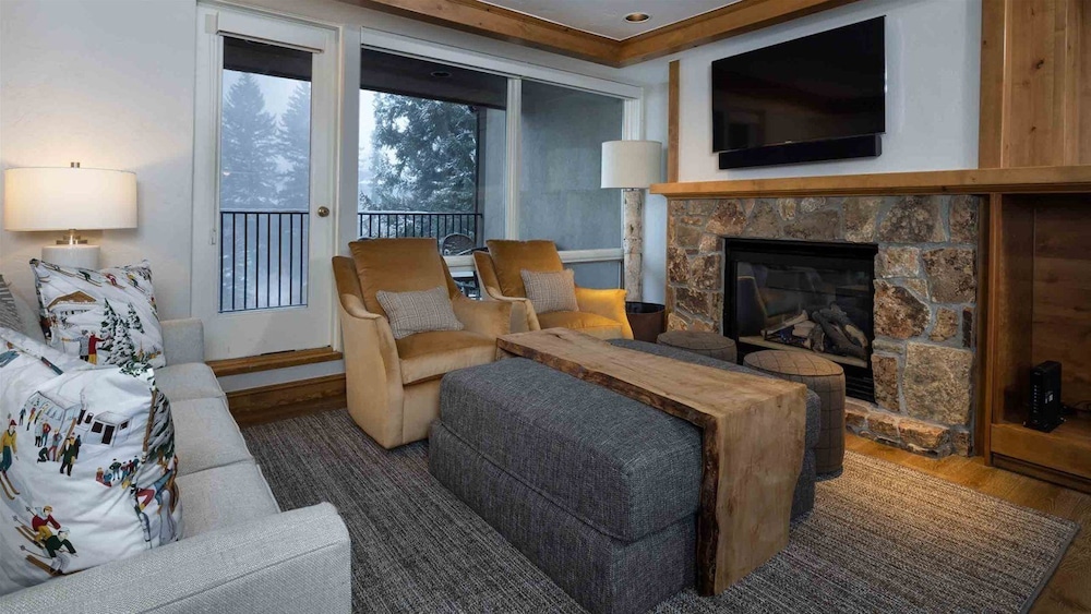 Vail Village Gravity Haus 2 Bedroom Condo