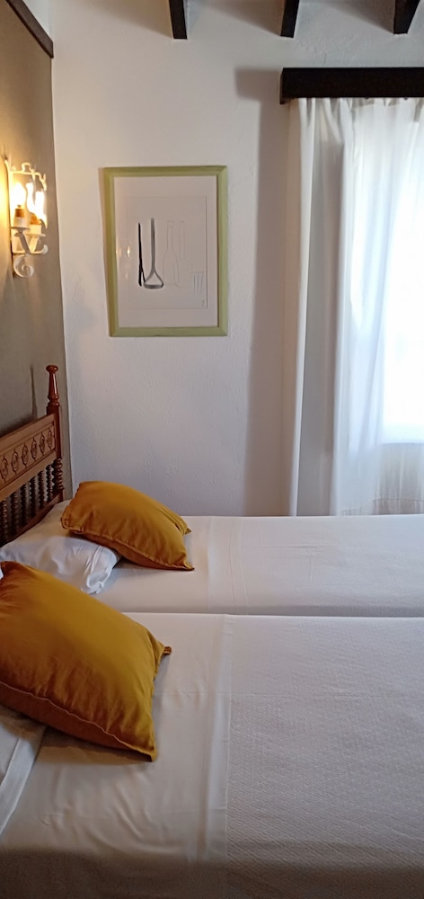 Hostal Ca's Bombu