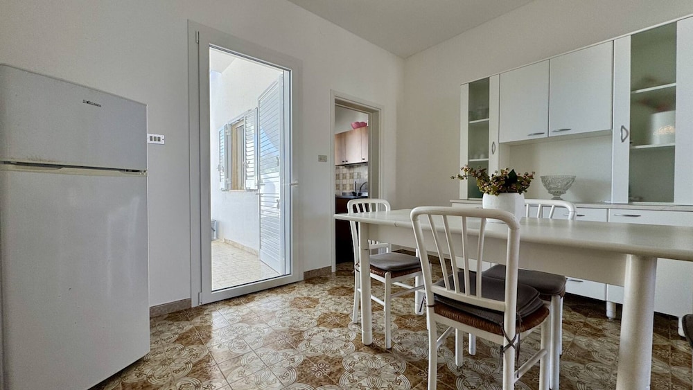 Villetta Marilena Sleeps 7 Torre Suda