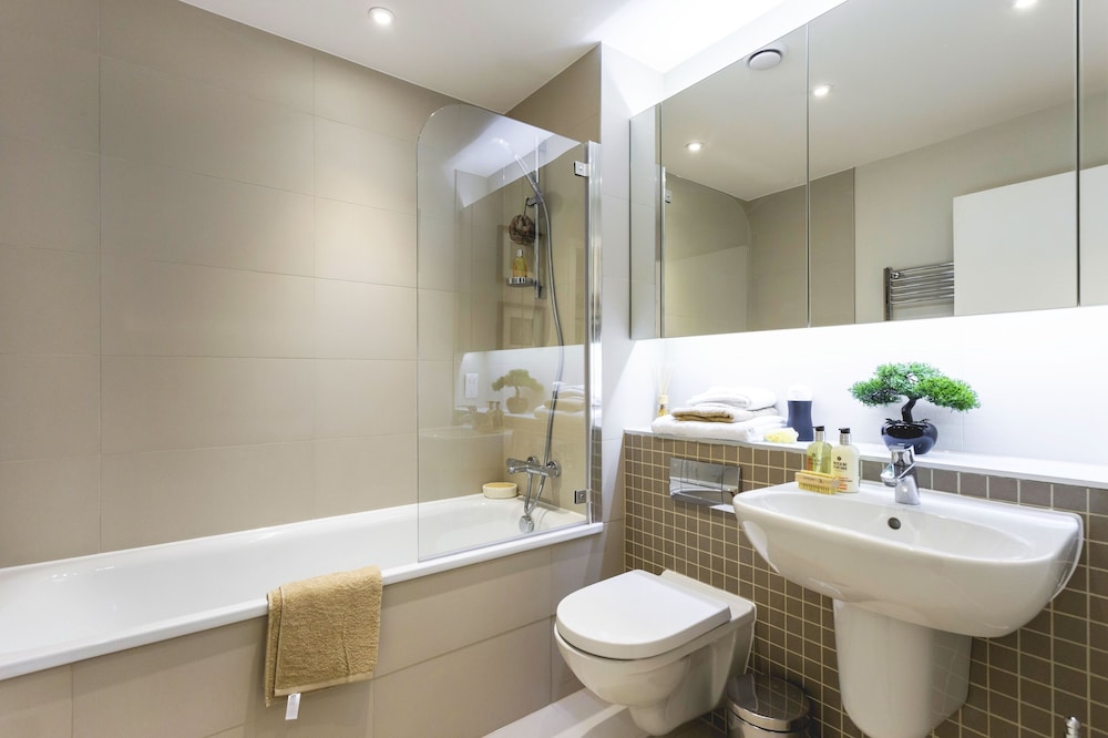 Accomodo London Southbank - Spacious & Elegant Apartments near Big Ben & London Eye