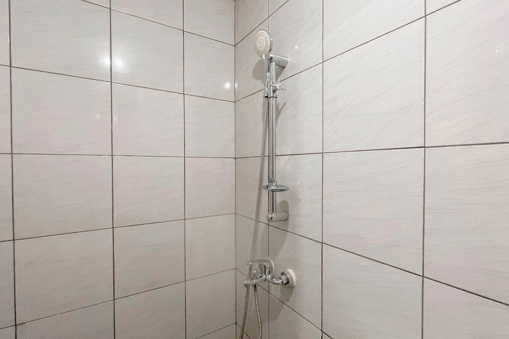 Good Deal Studio Room (No Kitchen) Apartment Bandaraya - Tallasa City Makassar