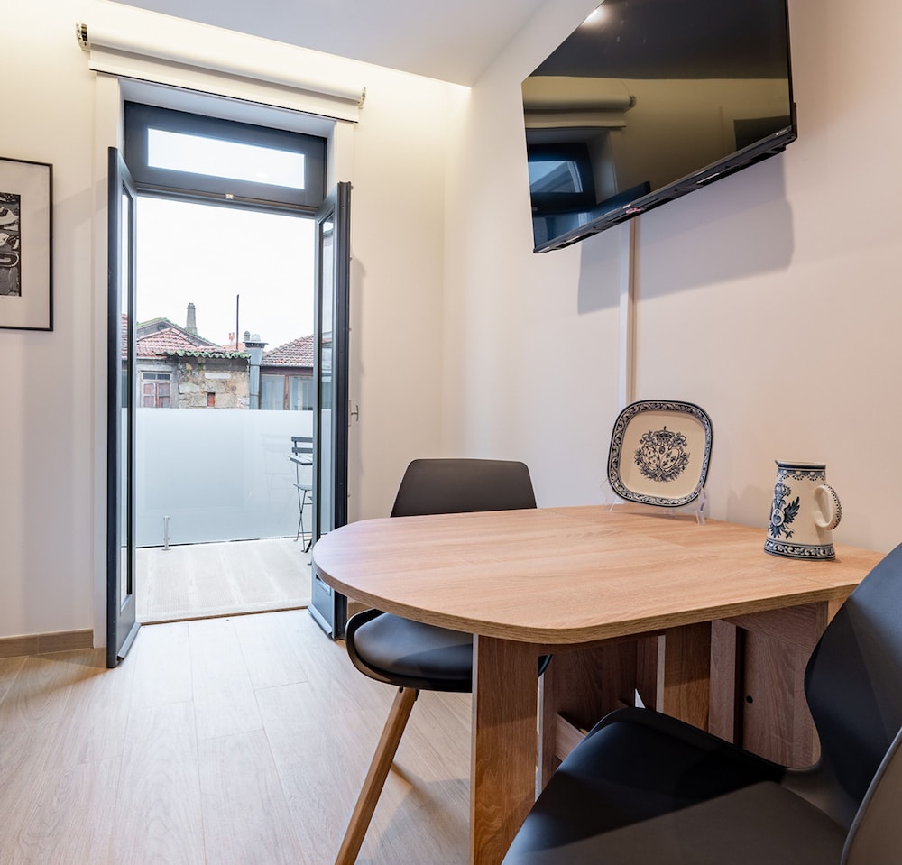 Carmo Residence Porto - S Francisco by Vacationy