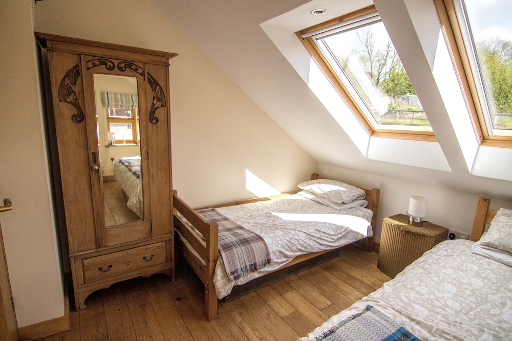 Penybanc Farm B&B Rooms view 4