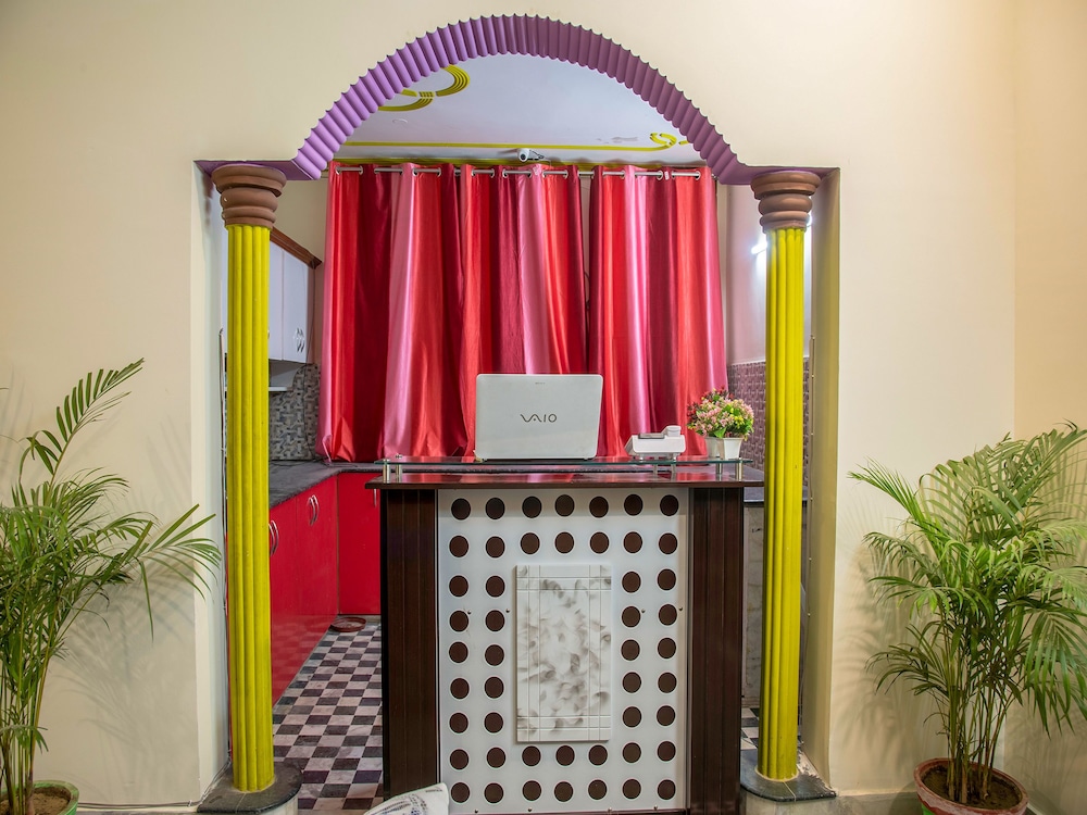 OYO 14246 Onella Rooms