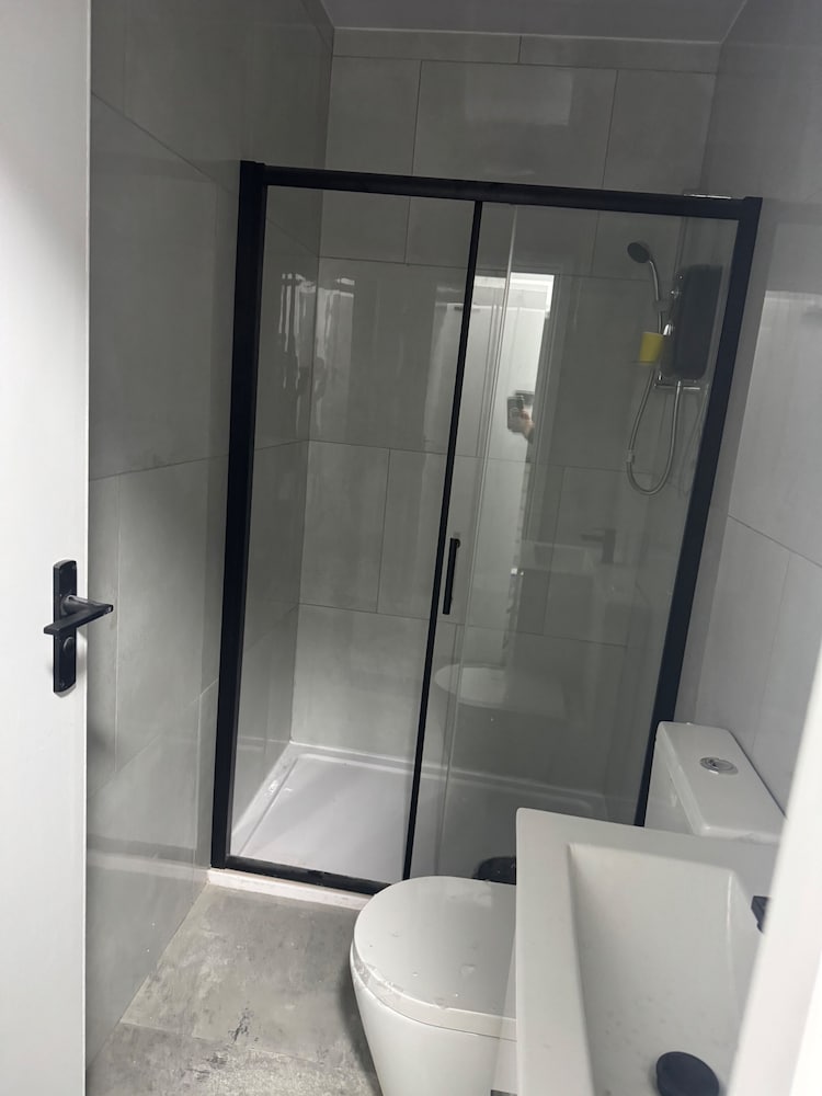 Luton Town 1 Bed Flat - Sleeps 2 Wifi