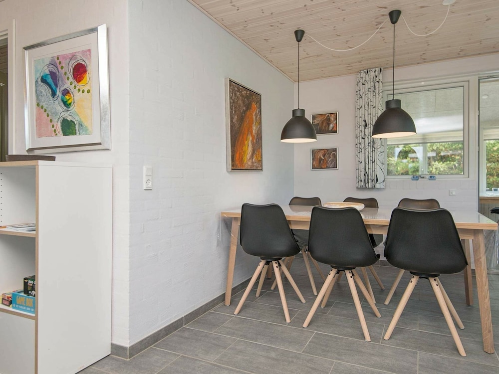 6 Person Holiday Home in Henne view 3