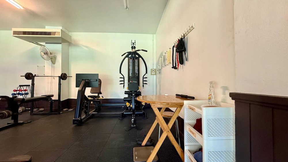 Palace - Spacious 1 Bedroom Condo With Shared Pool