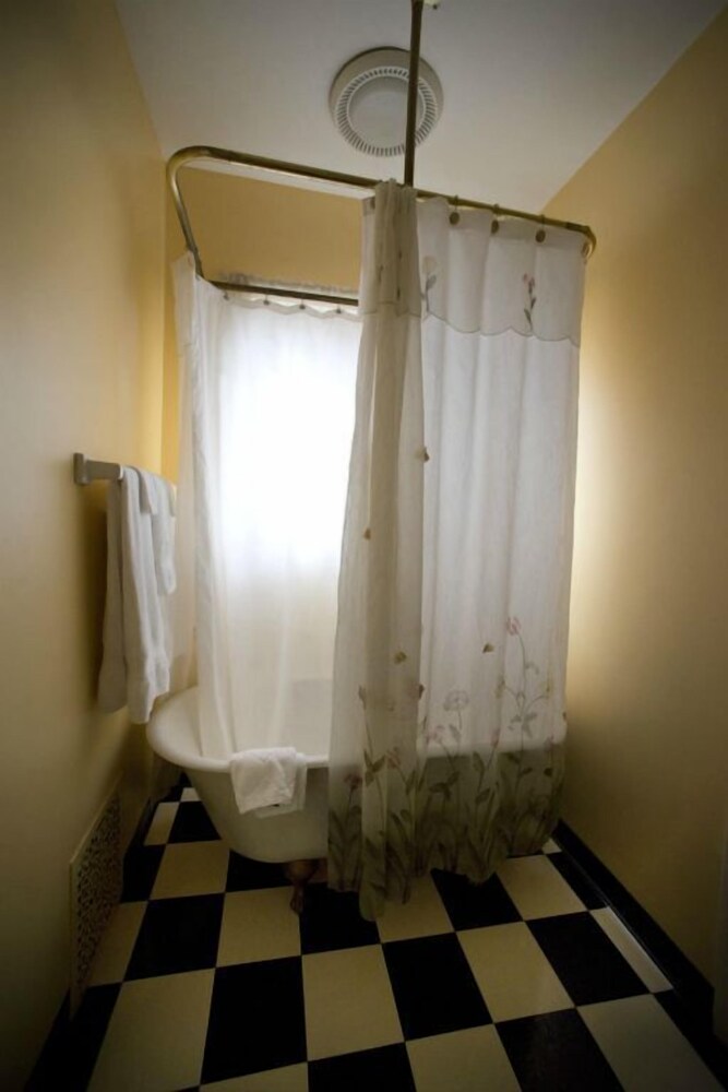 The Peter Herdic Inn, photo 14