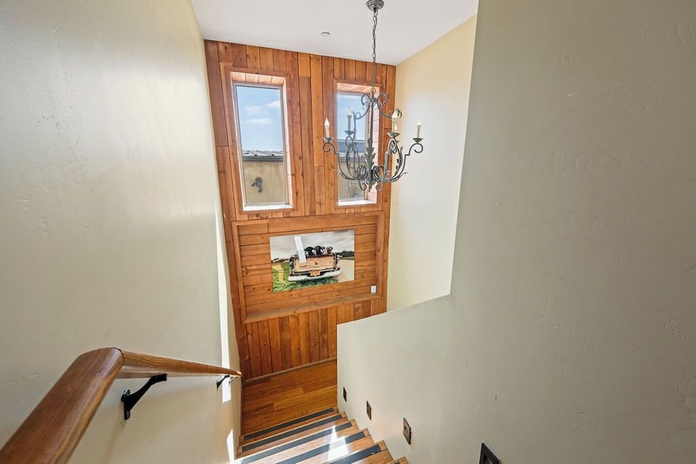 Bamboo Loft 6BR