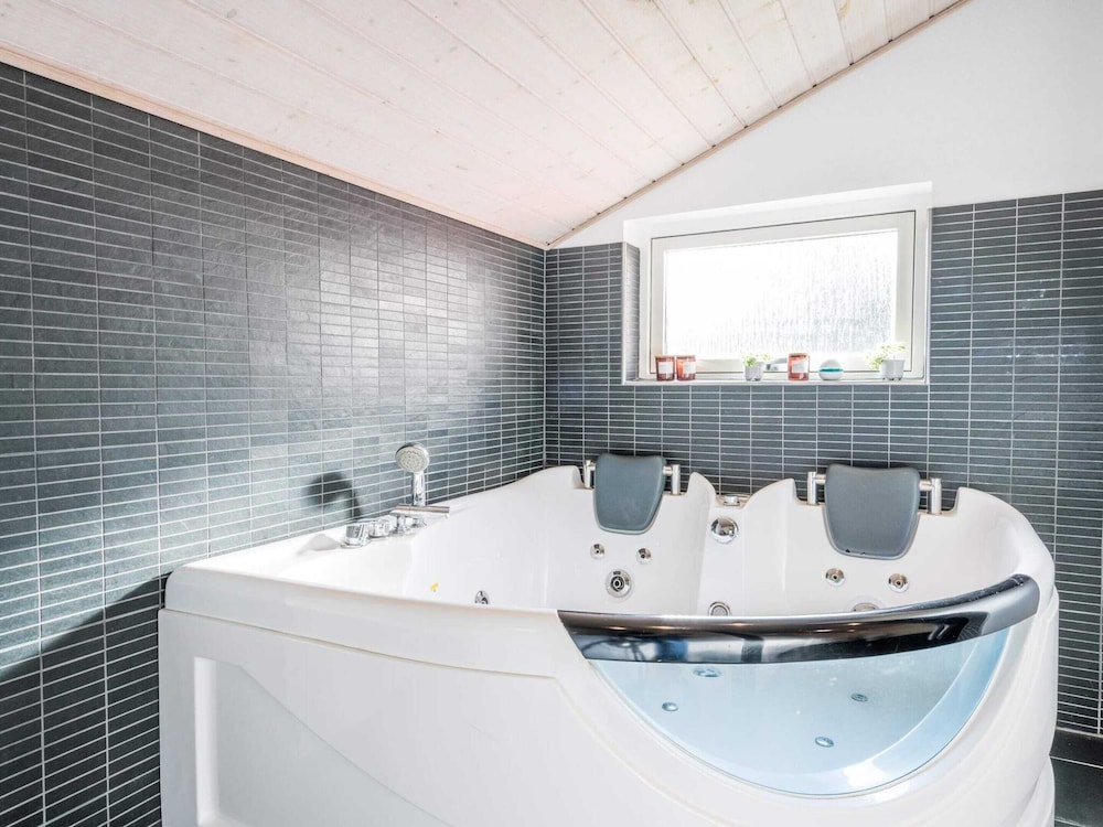8 Person Holiday Home in Blavand