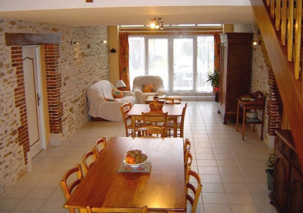 Logis De Chezelles