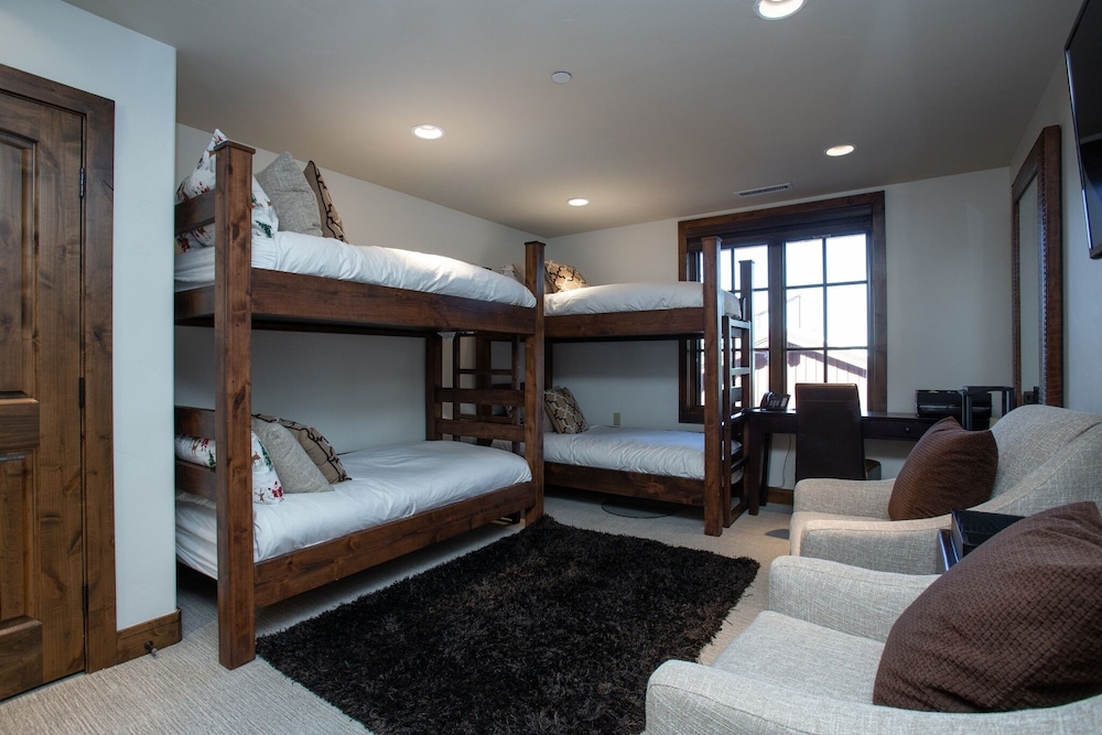 Stag Lodge at Deer Valley Resort - Seven Bedroom Residence with Spa #35 7 Condo