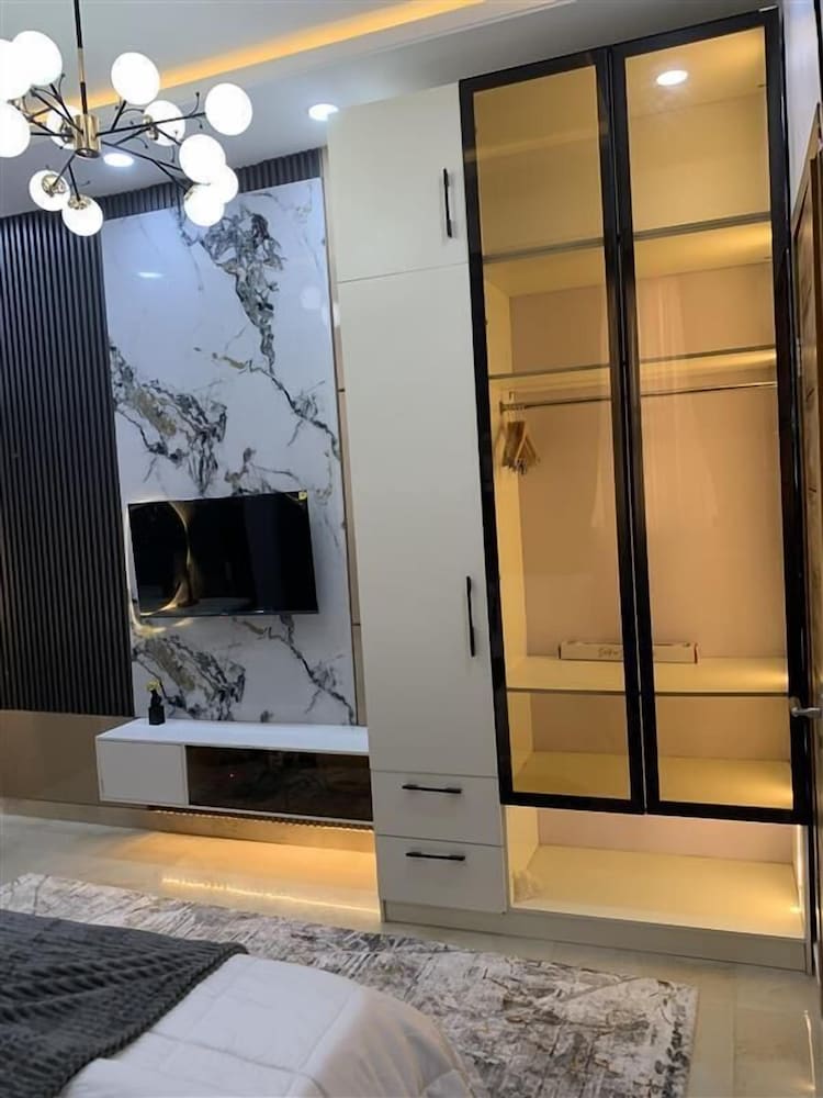 Spacious 2-bedroom apartment