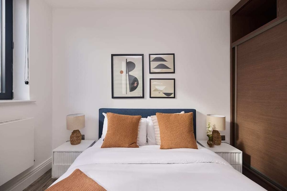 The Harlesden Place - Modern 3bdr Flat With Balcony