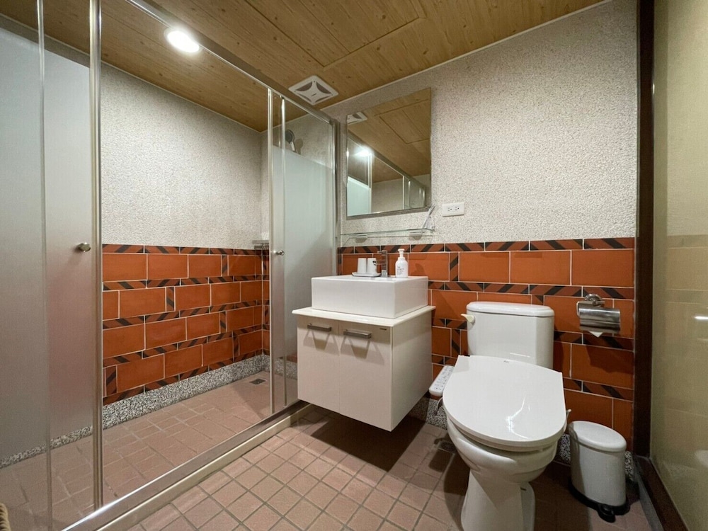 Photo 48
