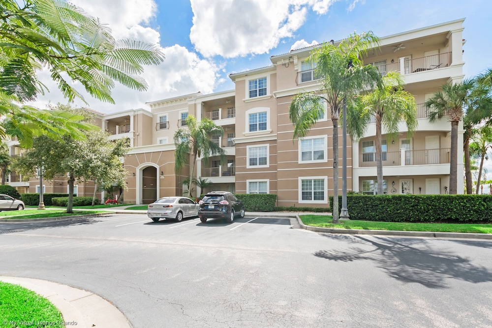 Spacious 3bd/2ba Home With Balcony - Close to Universal and Convention Center! 3vc305