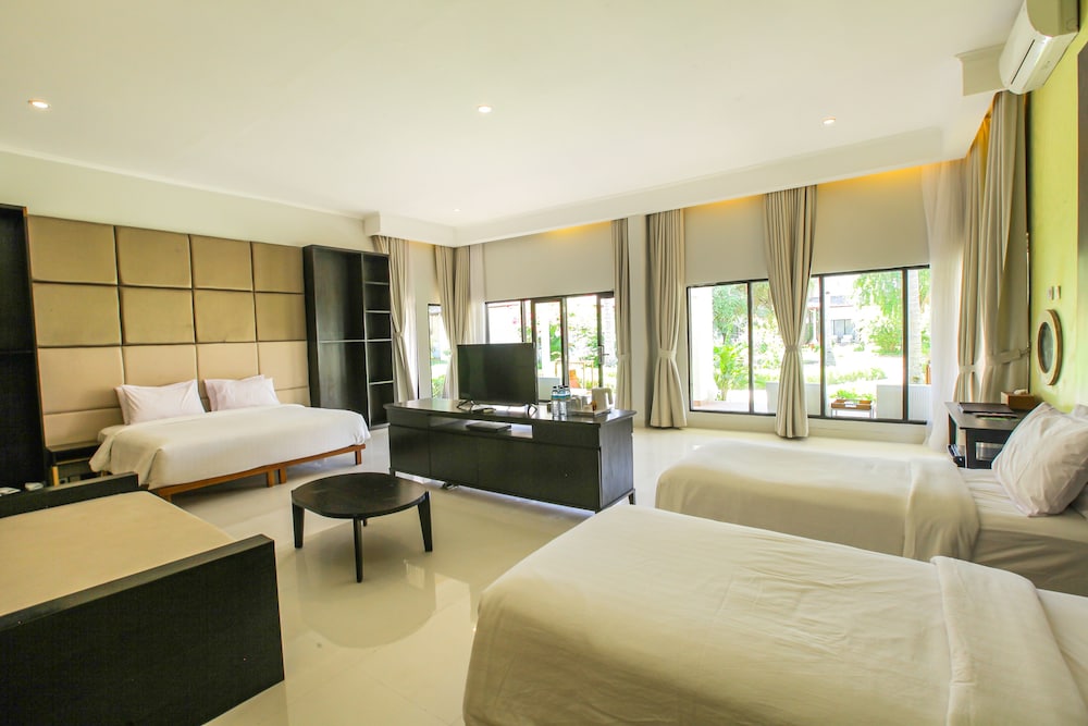 Jambuluwuk Oceano Resort Gili Trawangan