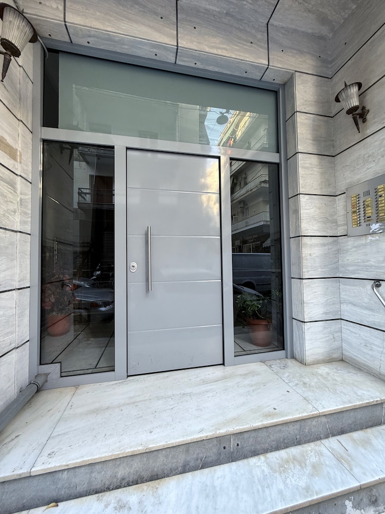 Cozy Apartment in Agios Loukas