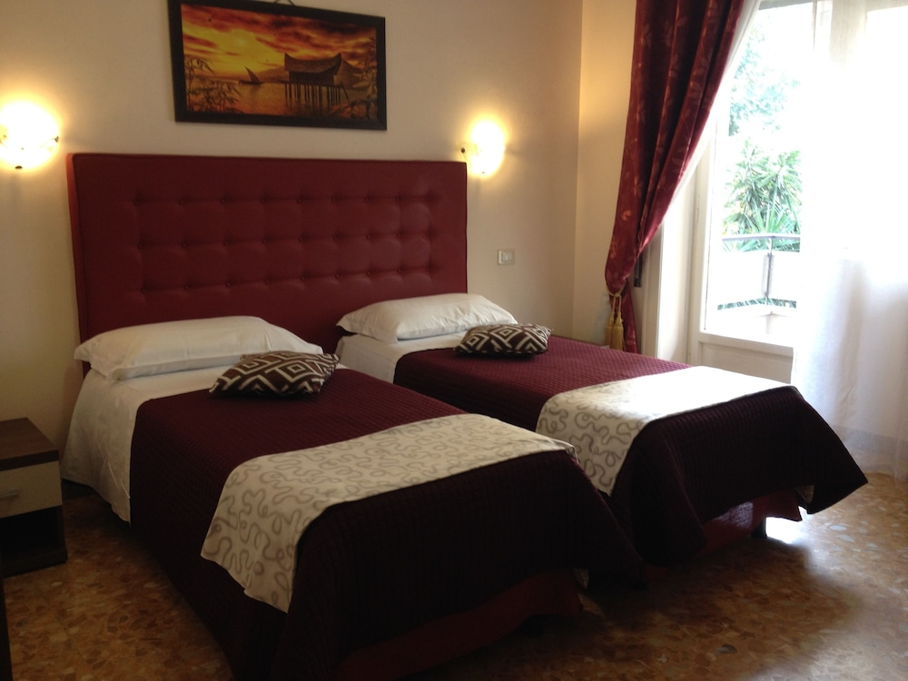 B&B Vatican Golden Rooms