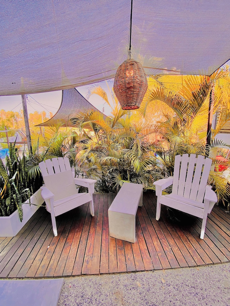Perro Surfero Hotel Boutique - Todos Santos, BCS