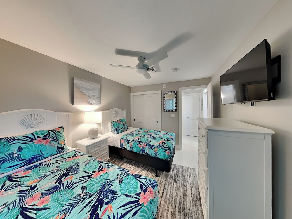Seaside 5 by Distinctive Beach Rentals
