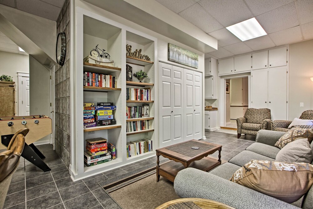 Spacious Mcgaheysville Family Retreat w/ Game Room view 4
