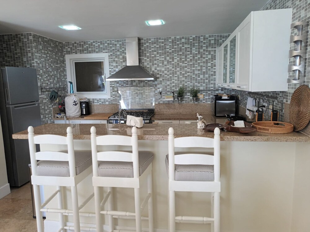 Magnificent Villa With Ocean View in Puerto Bahia