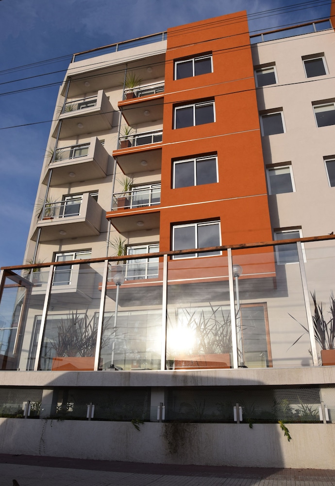 Apartamentos JR