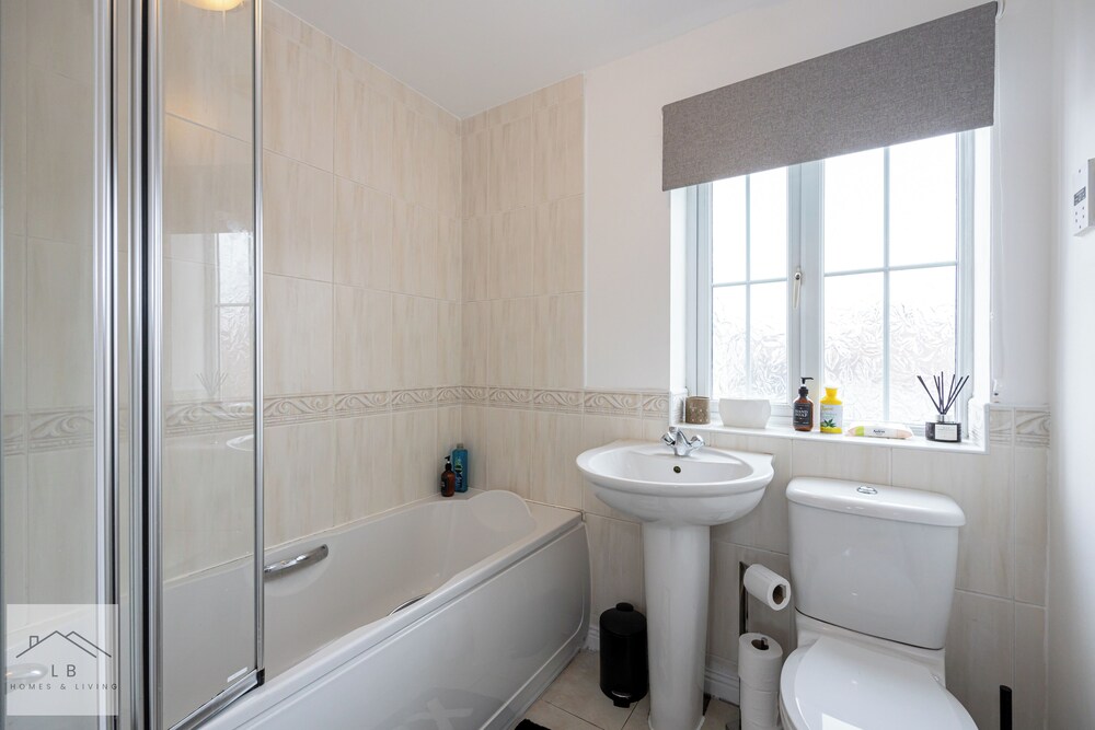 Comfy House - Sleeps 14 - 14 min to City Centre