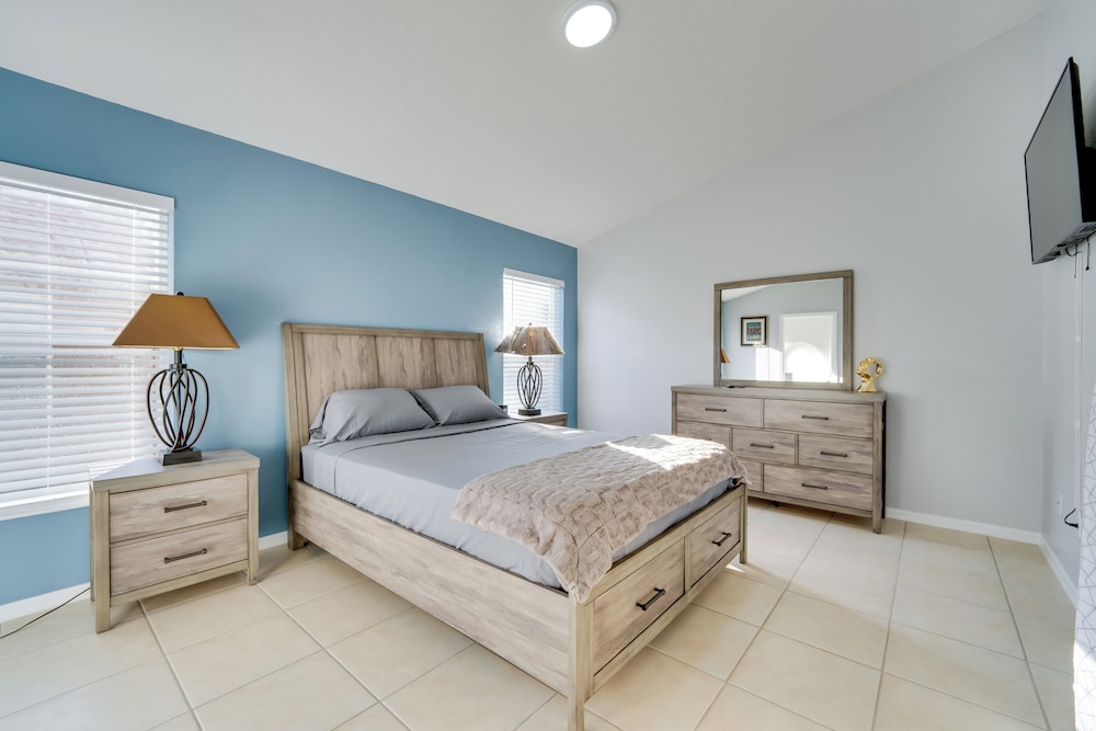 11 Mi to Disney: Pet-friendly Aviana Resort Home!