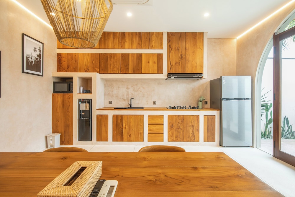 Sleek 2BR Villa, 5 Minutes to Bingin Beach